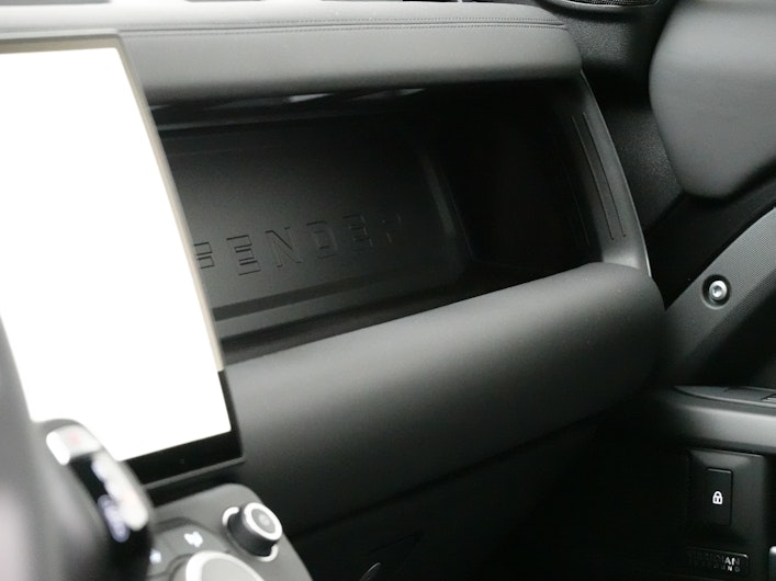 Fahrzeugbild LAND ROVER DEFENDER