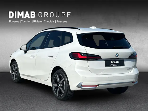 BMW 220i Active Tourer  U06 (CH) AHK 1.3T 📍