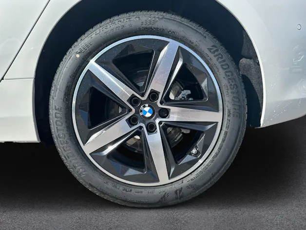 BMW 220i Active Tourer U06 (CH) AHK 1.3T 📍