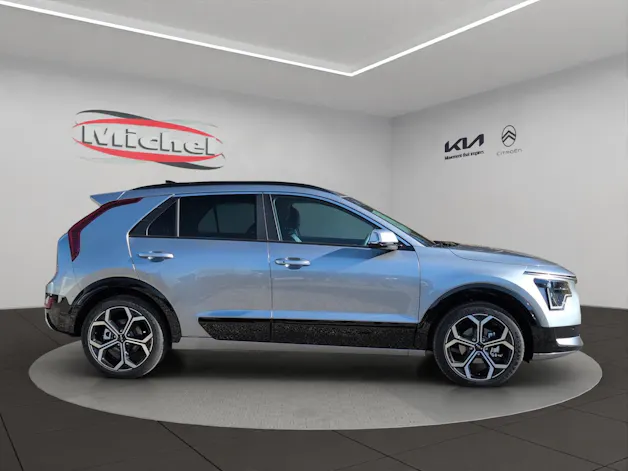 Kia Niro 1.6 GDi Hybrid Style / elektr. Glasschiebedach / Pack Style mit Sitzheizung und Sitzbelüftung / Power-Leasing 0.99%