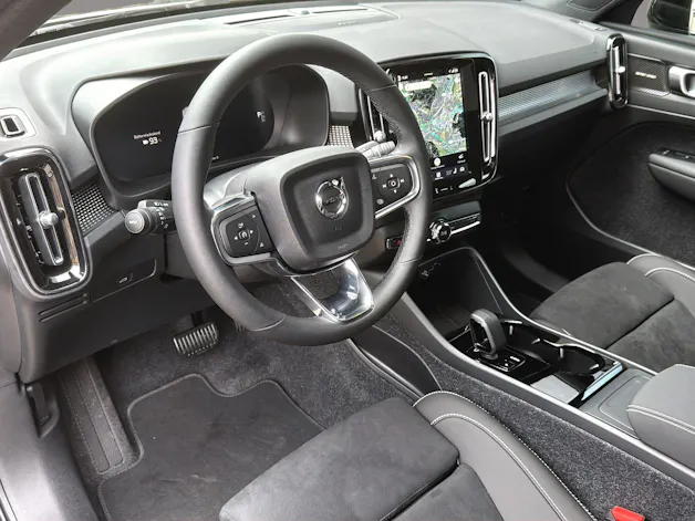 Volvo EC40 Twin Performance Black Edition AWD