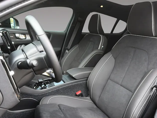Volvo EC40 Twin Performance Black Edition AWD