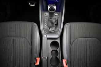 https://vehicle.imgix.net/4225606/91909a4d-560b-4ac0-9851-dc3d6efaaffa.jpg