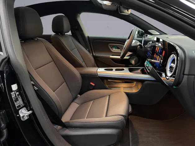 Mercedes-Benz CLA 220 Progressive 4matic