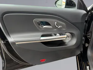 Mercedes-Benz CLA 220 Progressive 4matic