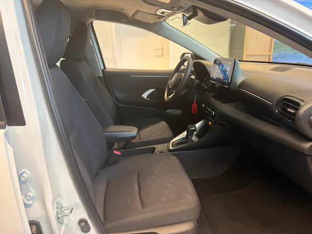 Toyota Yaris 1.5 VVT-i HSD Comfort