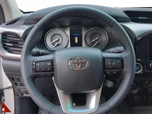 Toyota Hilux Double Cab.-Pick-up 2.4 D-4D 150 Style