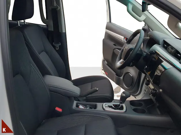 Toyota Hilux Double Cab.-Pick-up 2.4 D-4D 150 Style