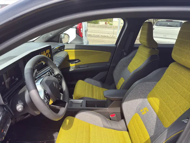 Renault R5 E-Tech Comfort Range iconic five