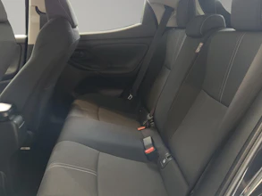 https://vehicle.imgix.net/4225700/ae284c85-44c5-4170-9cdb-be01c6c73f00.jpg