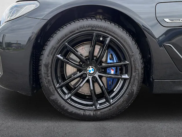 BMW 530e M Sport xDrive Touring G31 (CH) AHK  📍