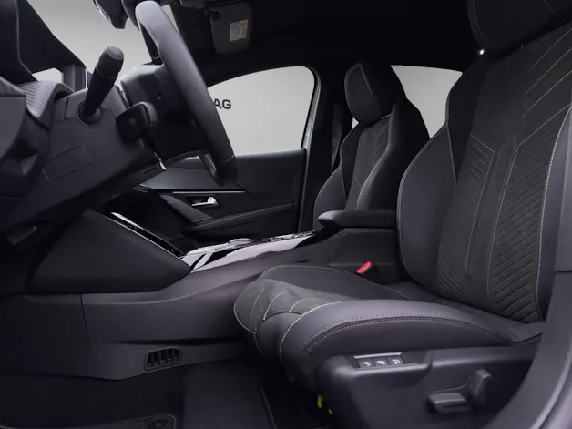Peugeot 208 1.2 Hybrid 145 GT