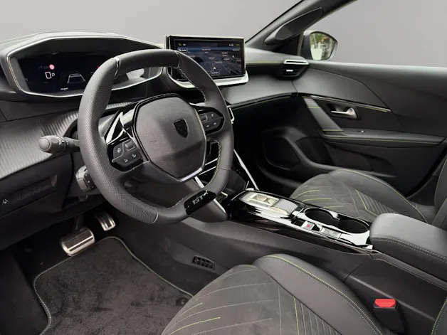 Peugeot 208 1.2 Hybrid 145 GT