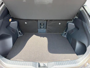 https://vehicle.imgix.net/4225760/f7a25c92-c3e5-4923-876f-44ab8234f242.jpg