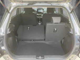 Suzuki Swift 1.2 Sakura Top Hybrid
