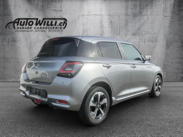 Suzuki Swift 1.2 Sakura Top Hybrid