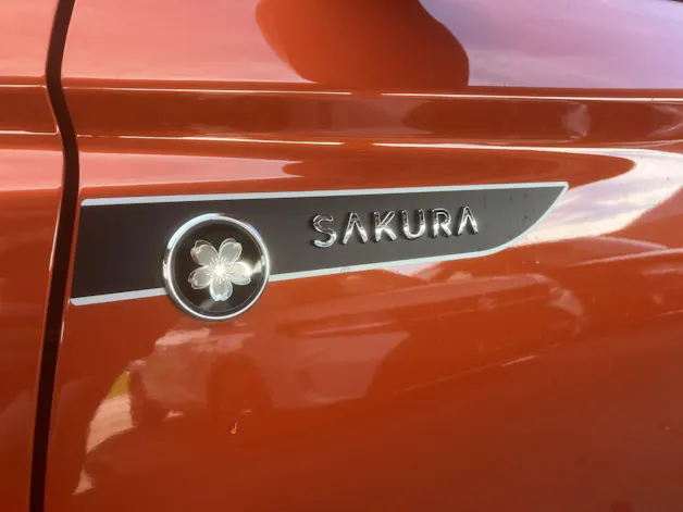 Suzuki Swift 1.2 Sakura Top Hybrid 4x4