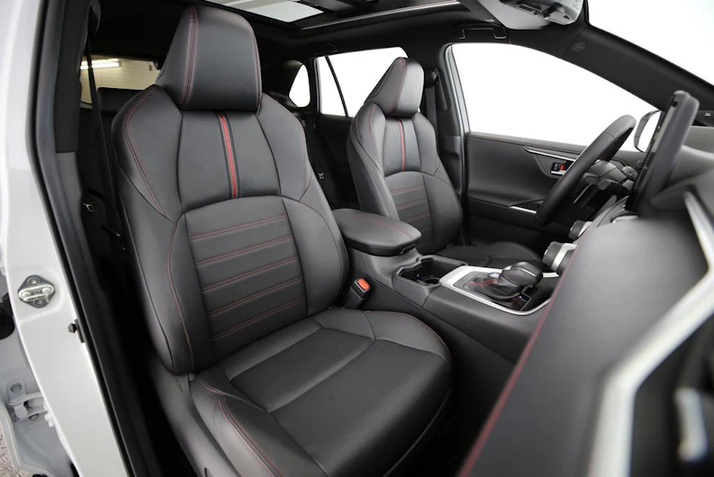 Fahrzeugbild TOYOTA RAV-4