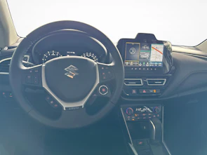 Fahrzeugbild SUZUKI S-Cross 1.4 T Sakura Top Hybrid 4x4