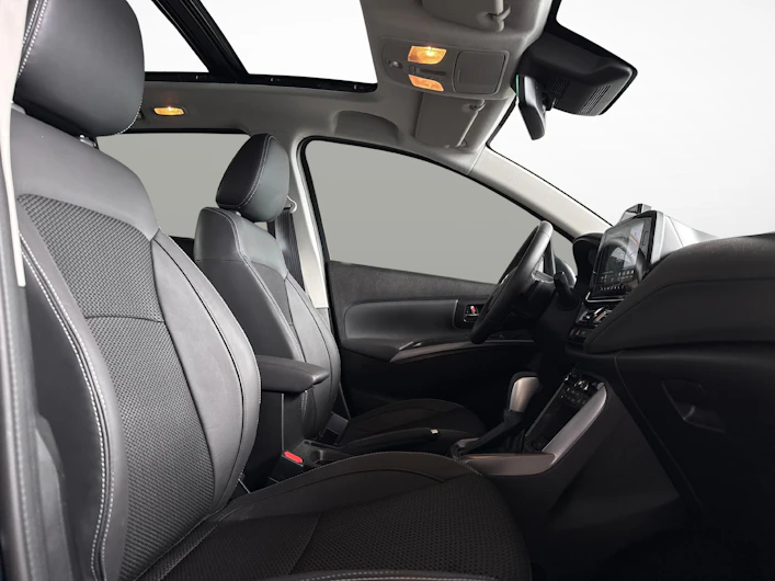 Fahrzeugbild SUZUKI S-CROSS