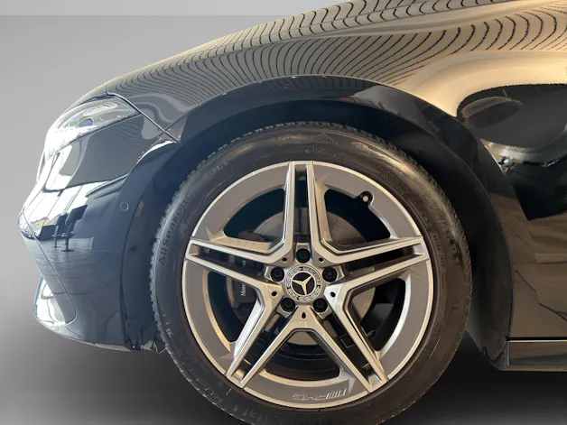 Mercedes-Benz A 200 d AMG Line