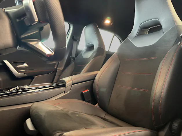 Mercedes-Benz A 200 d AMG Line