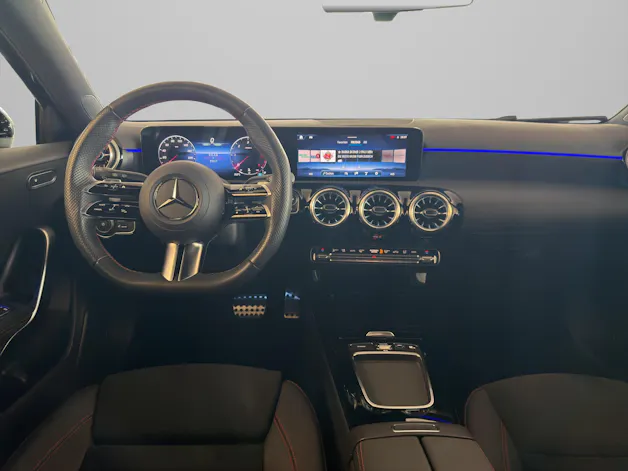 Mercedes-Benz A 200 d AMG Line