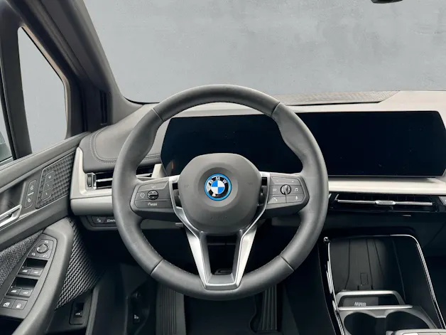 BMW 225e xDrive Active Tourer U06 (CH) AHK 📍