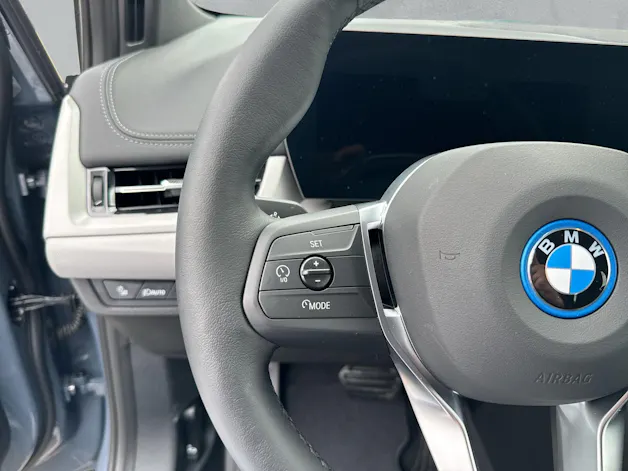 BMW 225e xDrive Active Tourer U06 (CH) AHK 📍