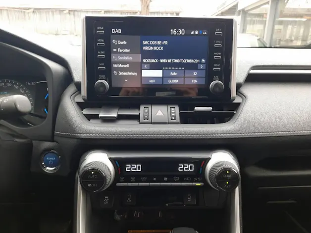 Toyota RAV4 2.5 HEV Trend