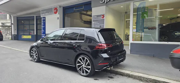 VW Golf VII 2.0 TSI R DSG 4motion