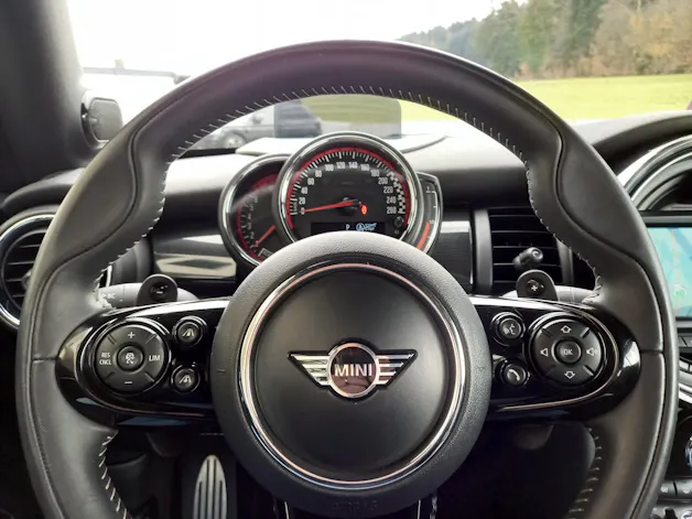 Mini Cabrio F57 2.0i John Cooper Works SAG