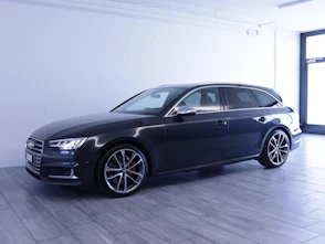 immagine del veicolo AUDI S4 Avant 3.0 V6 TFSI quattro S-Tronic