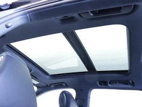 https://vehicle.imgix.net/4225962/91aafe90-3af0-4911-8455-3fbbc3b9273e.JPG