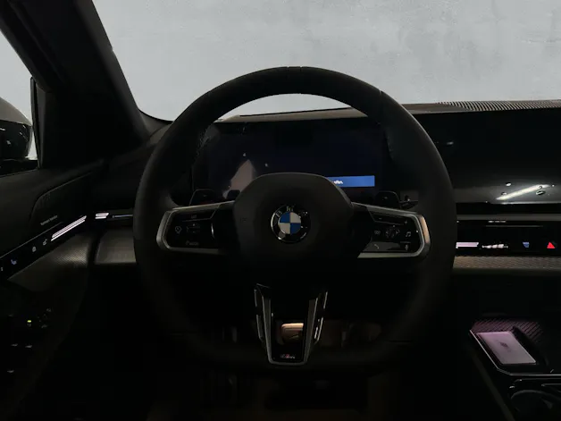 BMW 520d M Sport xDrive G60 (CH) AHK 📍