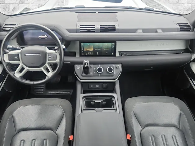 Land Rover Defender 110 2.0 SD4 240 First Edition