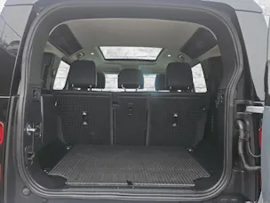 Land Rover Defender 110 2.0 SD4 240 First Edition