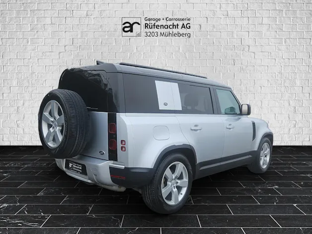 Land Rover Defender 110 2.0 SD4 240 First Edition
