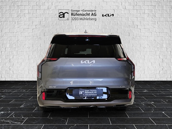 immagine del veicolo 3 immagine del veicolo 3