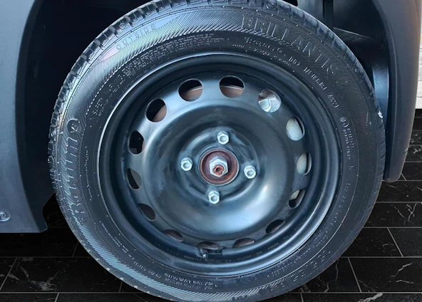 Fahrzeugbild 10 Fahrzeugbild 10