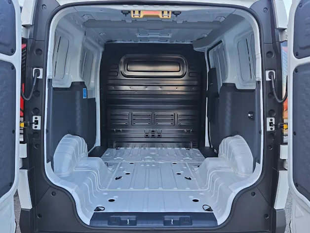 Kia PV5 Cargo 71.2 kWh Plus