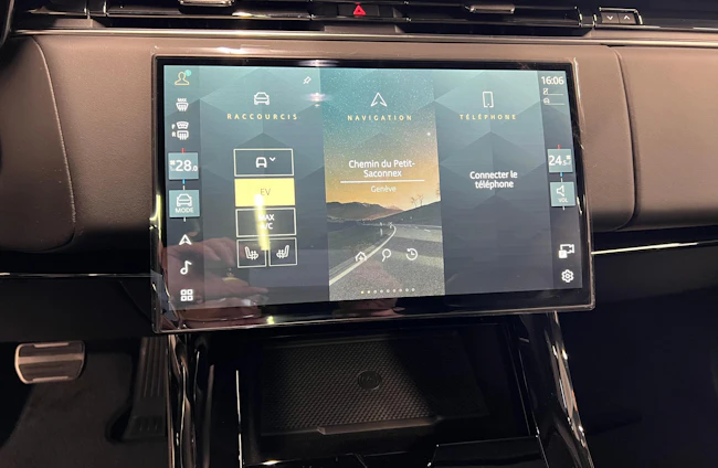 Vehicle image 4 Vehicle image 4