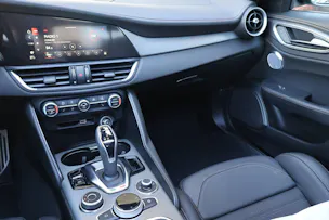 Alfa Romeo Giulia 2.0 Q4 Intensa