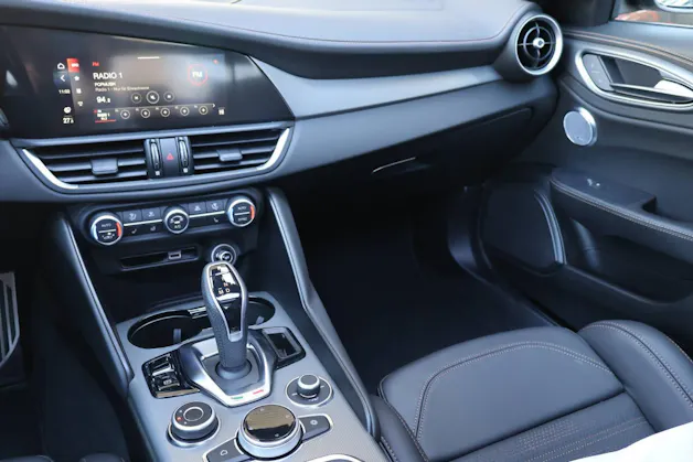 Alfa Romeo Giulia 2.0 Q4 Intensa