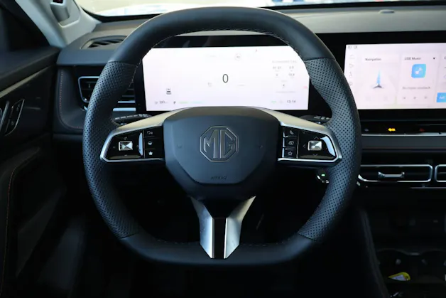 MG HS 1.5 Hybrid Luxury