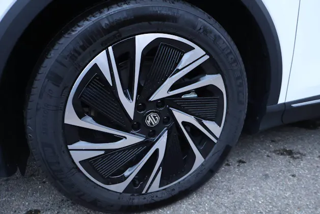 MG S6 EV 77 kWh Luxury 4WD
