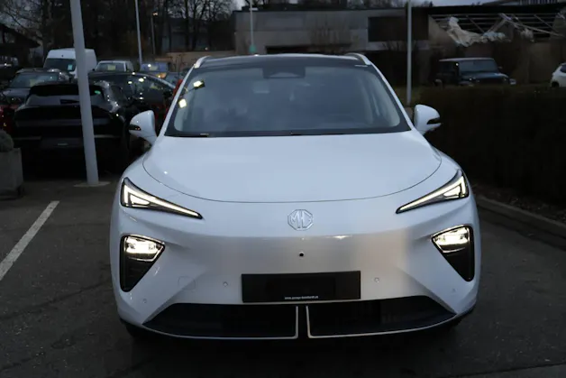 MG S6 EV 77 kWh Luxury 4WD