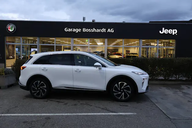 MG S6 EV 77 kWh Luxury 4WD