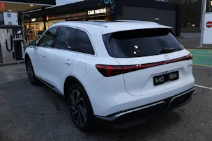 MG S6 EV 77 kWh Luxury 4WD