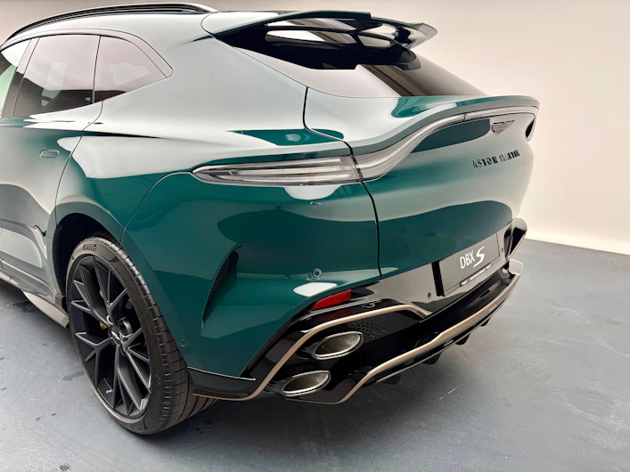 immagine del veicolo ASTON MARTIN DBX